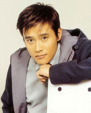 李秉宪图片,李秉宪资料,李秉宪档案