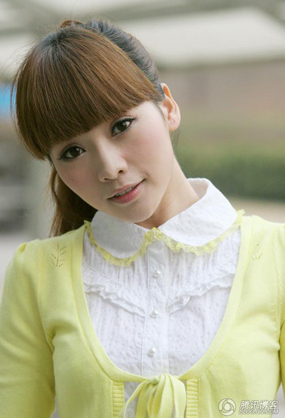 柳岩图片,柳岩资料,柳岩档案